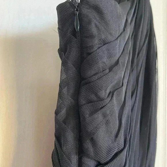 Armani Exchange  black one shoulder ruched dress sz 0 Pet - Picture 7 of 7
